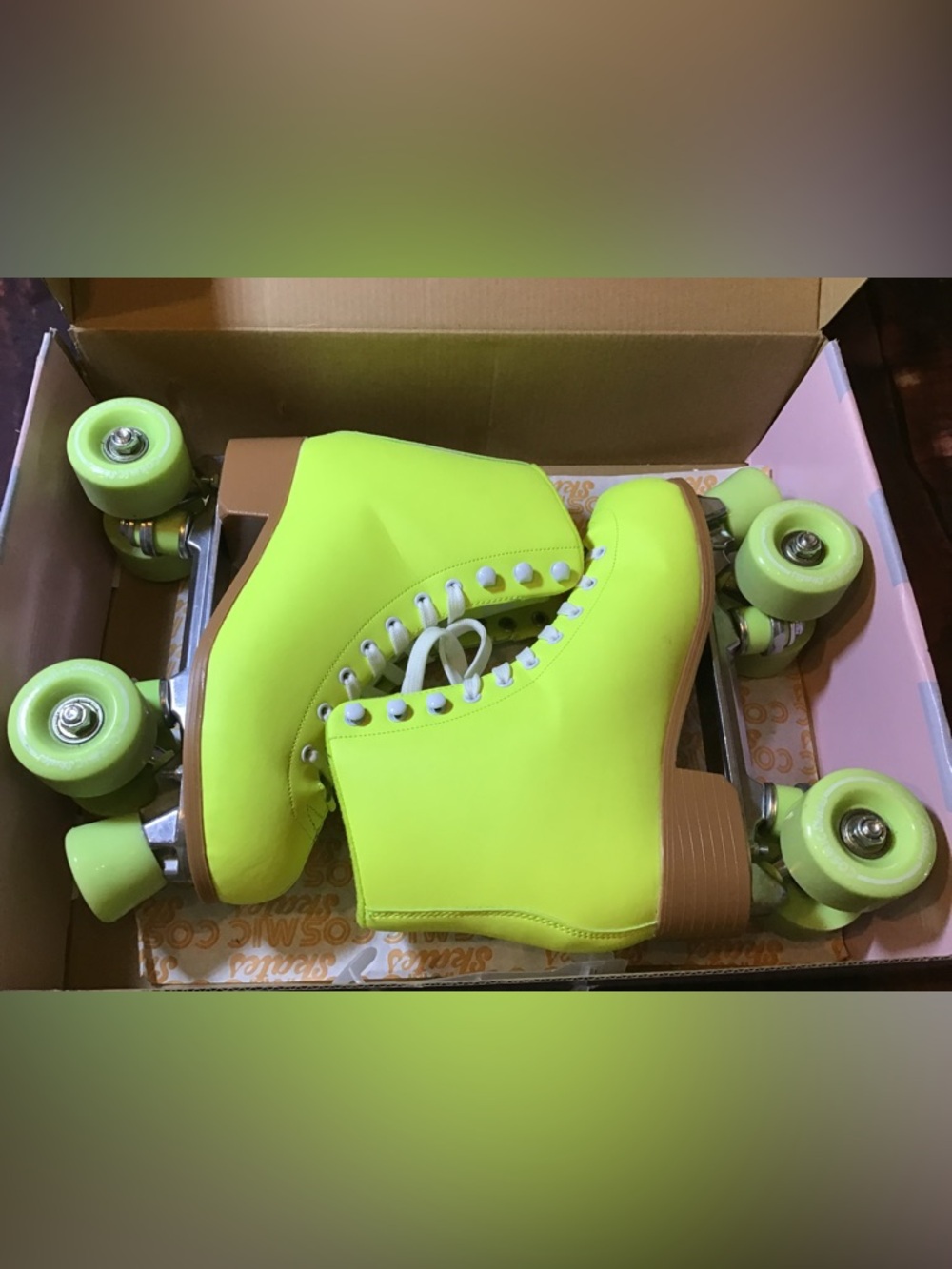 Cosmic skates Josie sign roller skates limelight size US7 w/box - Picture 5 of 10